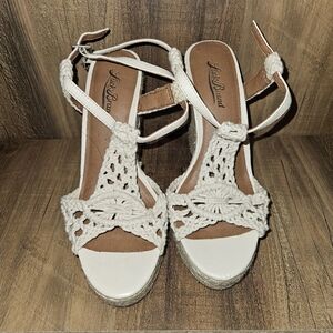 Lucky Brand Women's White Espadrille Wedges